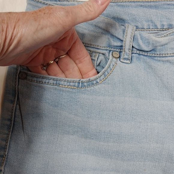 Code Bleu women's denim shorts size 10P - Picture 5 of 15